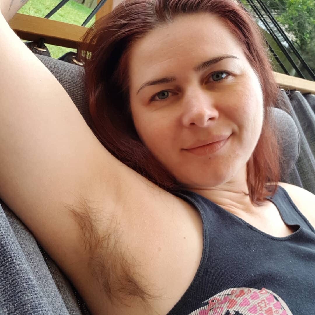 Hairy Women & Hairy Armpits on Tumblr: Image tagged with hairy pits