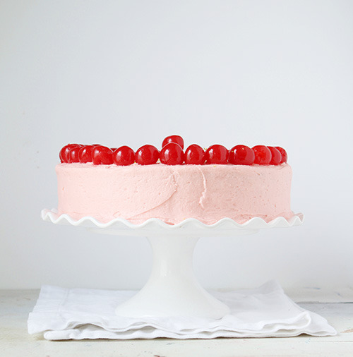 foodffs:  limeade cake with cherry buttercream  Really nice recipes. Every hour.