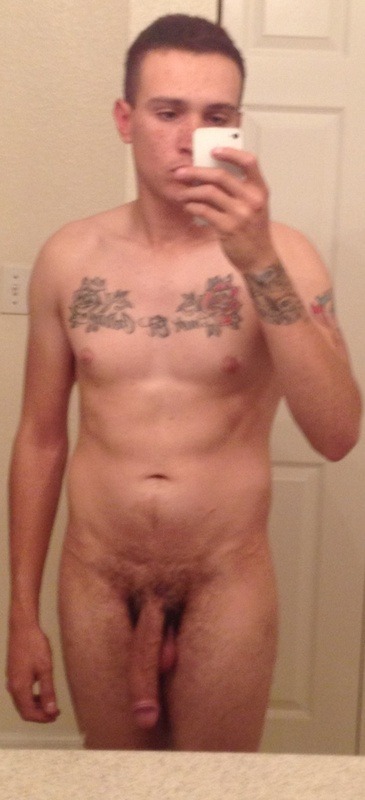 guyswithcellphones:  Army man, Victor 21yo from Colorado Springs, CO. showing off