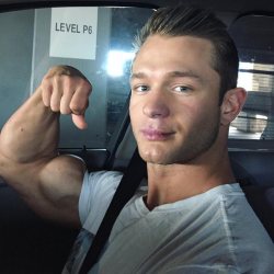 muscleteen:  YOU LIKE IT? You might like