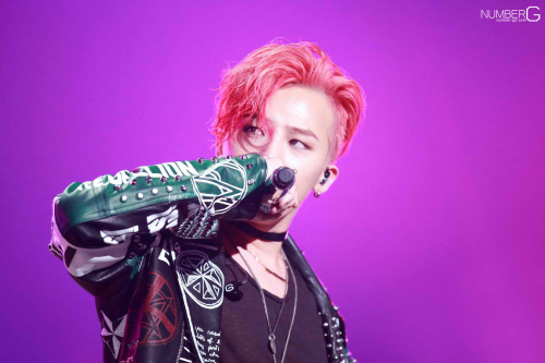 Porn Pics fckyeahgdragon: 150602 G-Dragon at Yoo Hee