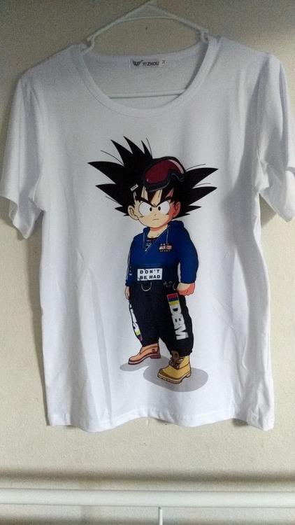 eBay : Goku don’t be mad t-shirt