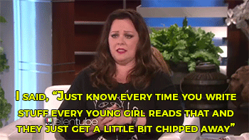 sizvideos:Melissa McCarthy shuts down reporter who criticized her appearanceVideo