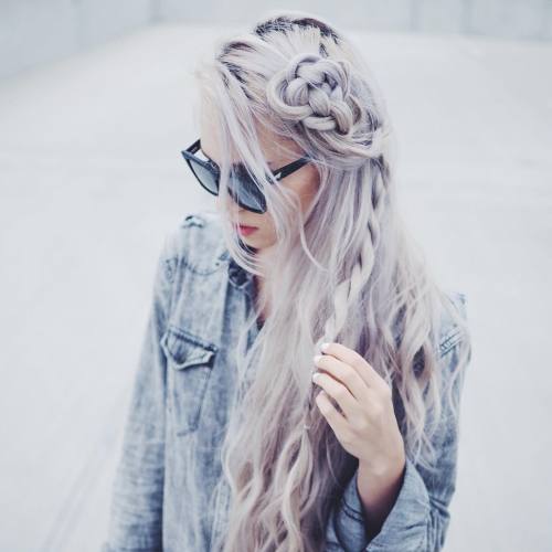 uniquehairstyles: ✌