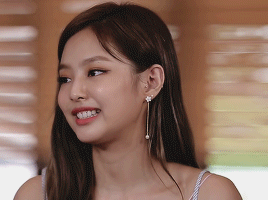 lalisam:jennie in style follow