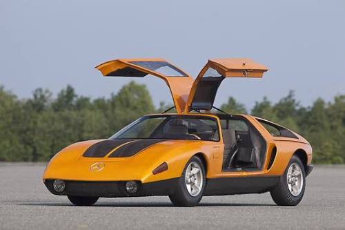 Bruno Sacco, Mercedes Benz concept car C111-II, 1976. Never went into serial production. 190bhp turb