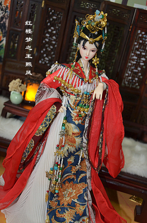 Chinese Dolls Series 2/? Chinese dolls depicting characters from the classic novel “Dream of the Red