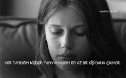 https://69.media.tumblr.com/241add0557bebddb7059e20b2b0974ed/tumblr_nmjqdpEX731rs75s6o1_500.gif