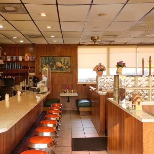 I revisited the Palmer Diner last night, as seen in my first book, American Squares. Not much has ch