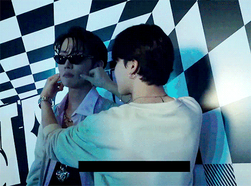 #bts Members Taking Photos With J-hope