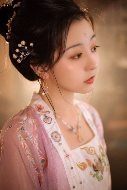 Traditional Chinese Hanfu.