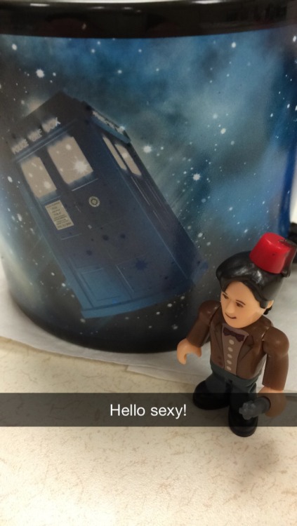 abookblog: A convo outside the TARDIS Reblog only!