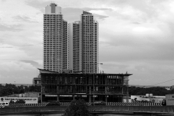 eastberliner:  concrete housing , jakarta