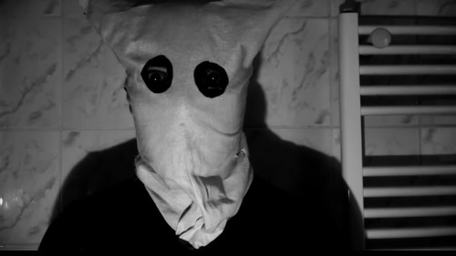 Fui A Lo Mas Oscuro Y Ahí Me Adentré… 