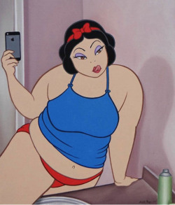 collegehumor:  Snow White Really Let Herself