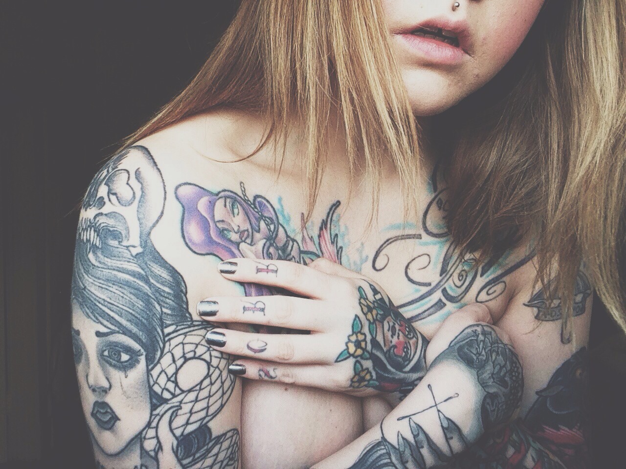 discoverelle:  Can’t find a place to hide. 
