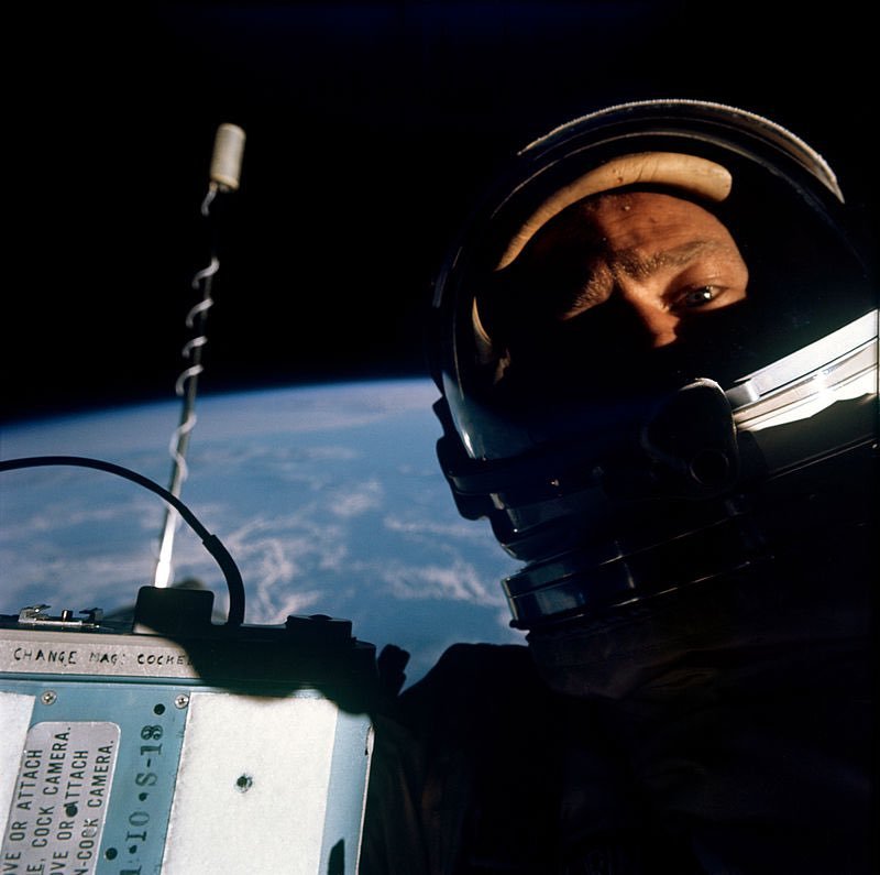 Sex Buzz Aldrin, 1966. pictures
