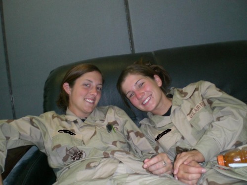 gijanes:  mymarinemindpart2:  Smoking hot Air Force lovers the end  Fap fap fap..,