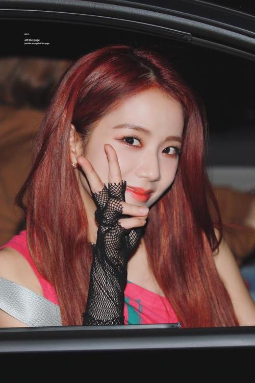 JiSoo (BLACKPINK) - Leaving SBS Inkigayo Pics