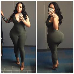 elkestallion:  Last day in #Houston let’s see what I will get into…my gorgeous army green jumpsuit by @babesandfelines perfect for this fall weather! #elke #elkethestallion #iloveElke #thick #curves #heels #ink #bombshell #booty #milf #germangirl