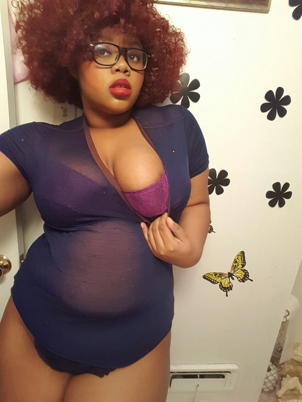 afatblackfairy:  Lazy Day~ ♡  If you want to see me wearing…less and you think