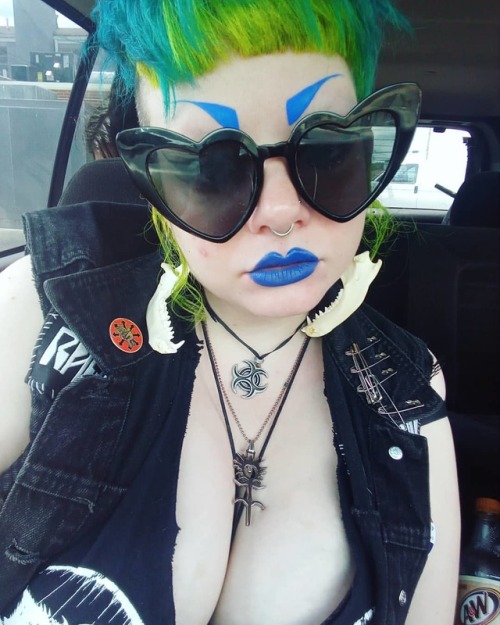 Obsessed with these shades. #spookypunk #gothgoth #greenhair  www.instagram.com/p/Bz_J-uXH1N