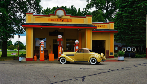 Retro, But Cool Cars And Girls,Culture