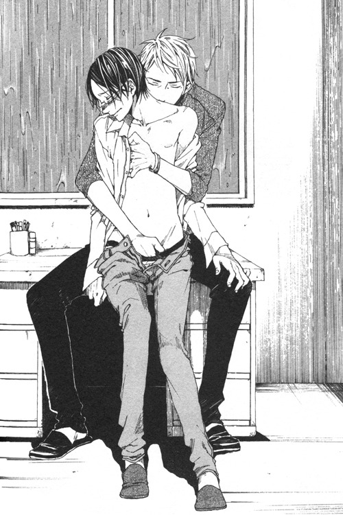 Edi's reading yaoi