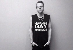 love-laugh-live-learn:  craized:  c-onfusedillusion:  evoleur:  stillimperfect:  “damn right i support it”  so much respect for him.  bless u macklemore  I luv him  Best shirt with writing on it that i have seen in a long time 