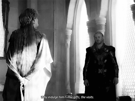 fluturojdallandyshia:   Thor: The Dark World (deleted scene)  