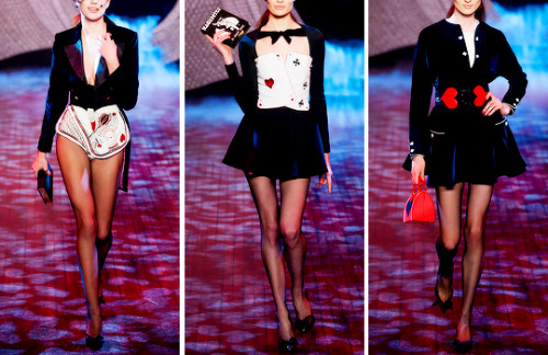 fashion-runways:Olympia Le Tan Fall/Winter RTW 2014if you want to support this blog consider donatin