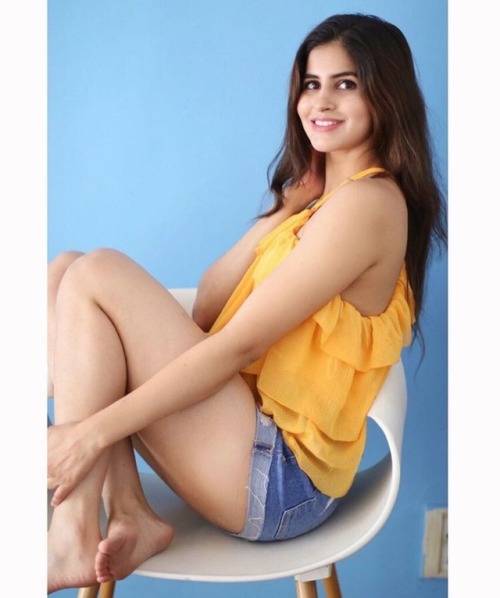 Bollywood actress Sakshi Malik #hotactress ❤️