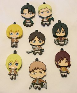 nightcurse:  shikarius:  Okay, these needed their own post. These are the Picktam! straps and I dearly wish I had bought another box so I could have a Levi and Erwin with Kyoani faces. So when you take the clasp off, you can slide the hair, face, and