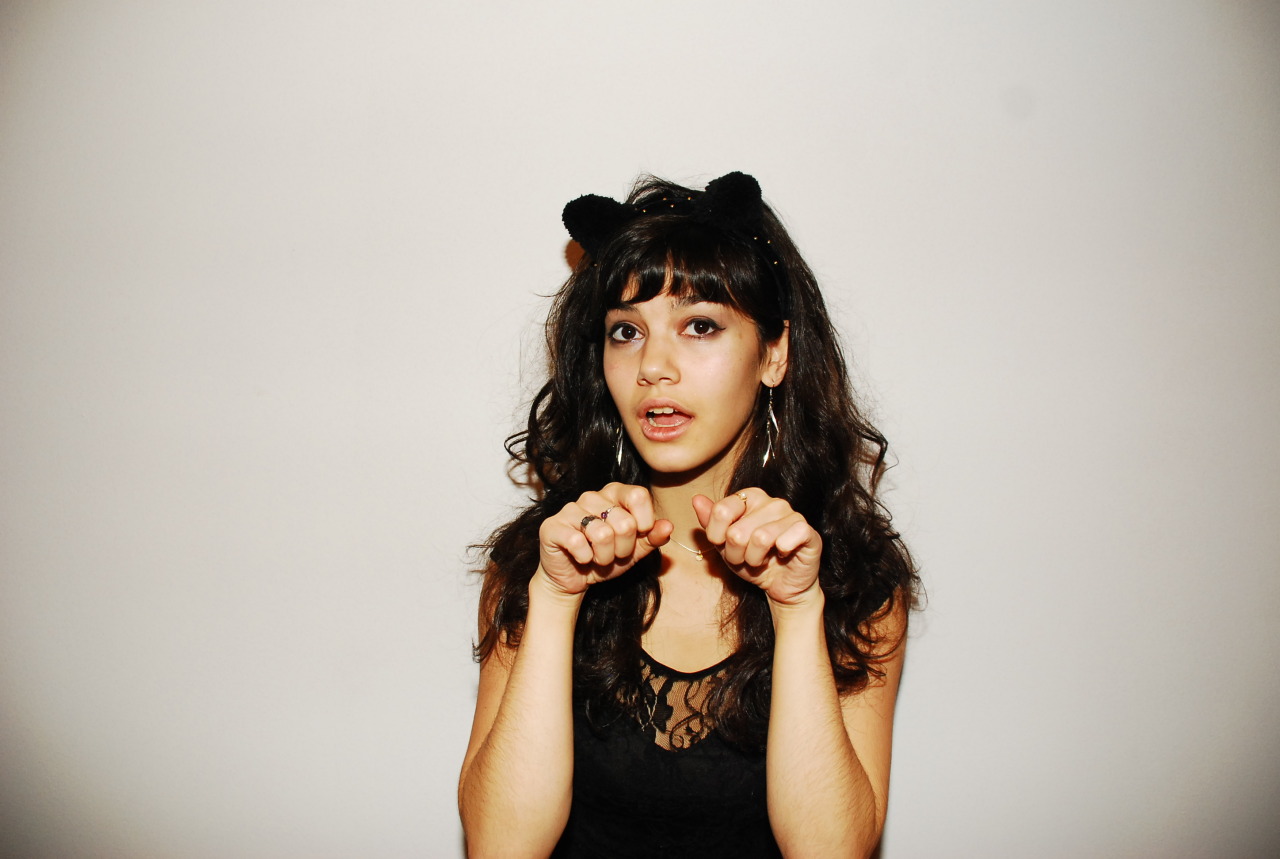 amamakphoto:  Throwback to a totally normal Halloween/birthday look. (28.10.2012)