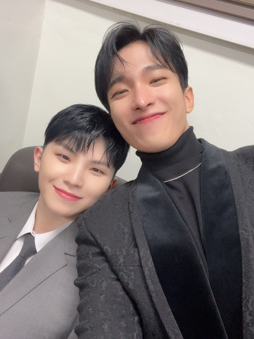 [WEVERSE, 231122] DOKYEOM 