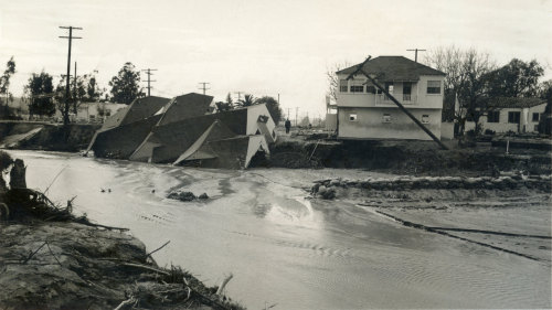 Photos of the Los Angeles flood in 1938.