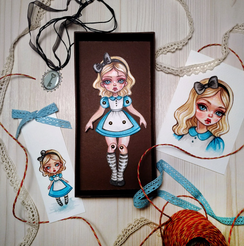 Dolls &amp; Bookmarks