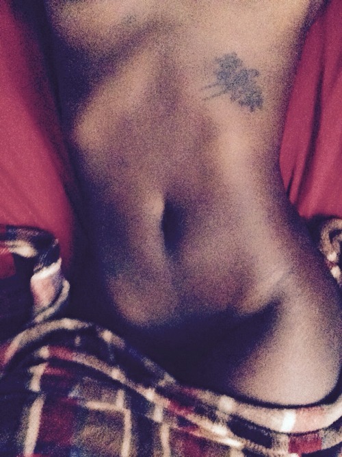 deebott:  Dark gyals. Calc watch .