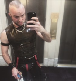 lowhangingfroot:  Fucking stud.