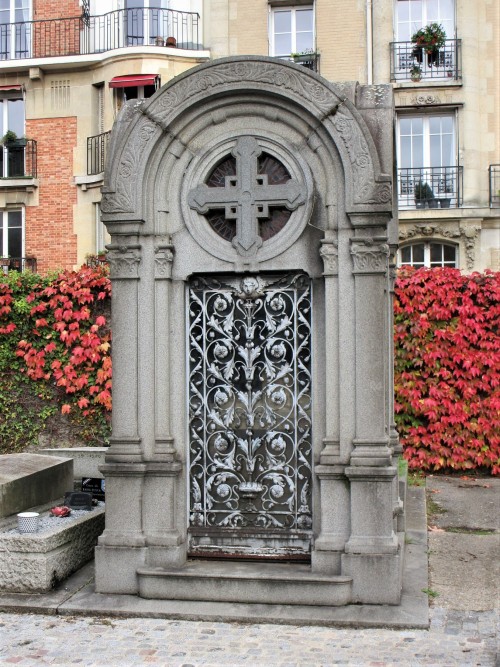 Ten mausoleums at Saint-Vincent Cemetery, Montmartre, ParisPhotos by Charles Reeza - October 2021