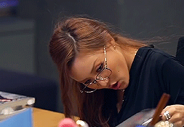byulyi:  hwasa - no more drama 