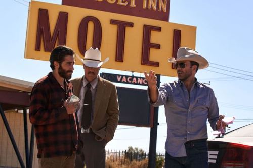 Tom Ford with Amy Adams, Jake Gyllenhaal andMichael Shannon while filming Nocturnal Animals (2016)