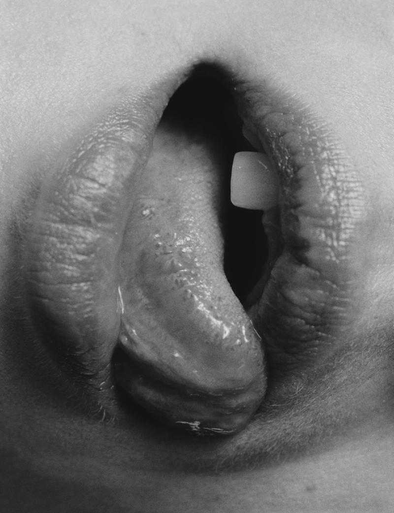 labsinthe:    Aomi Muyock photographed by Harley Weir for Pop 2016   