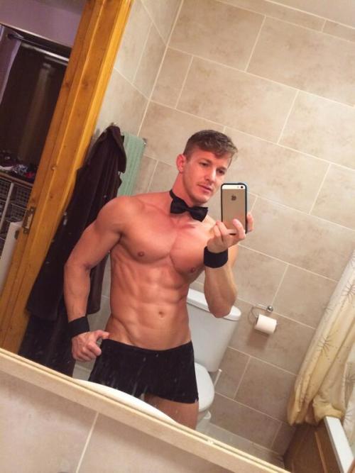 quando2:  Darius Ferdynand adult photos