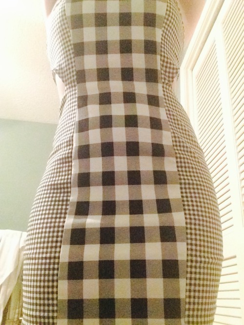 zubatsarepeopletoo:  🔪Curves to kill 🔫 