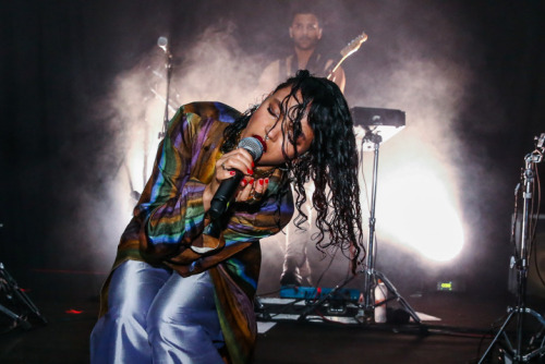 FKA twigs live at Google Play Party. São Paulo, Brasil (09.12.2014)