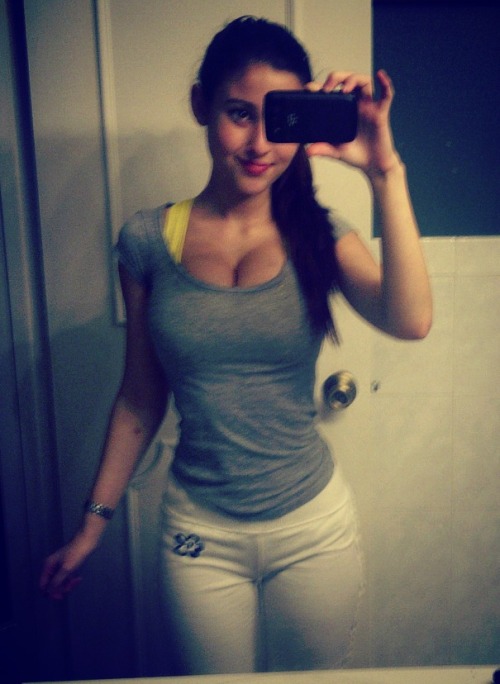 nakedchick:  Some more of me ;)