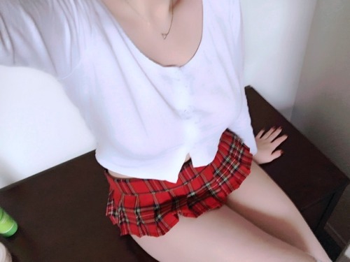justboobthings: Hey professor pay attention to me