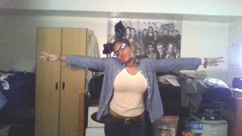 ryeloaf:  I got bunny ears and red lipstick and thought i was cute.