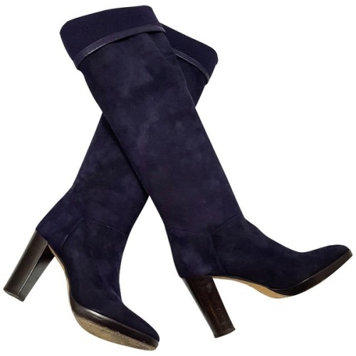 Pre-owned Suede boots ❤ liked on Polyvore (see more cocktail shoes)